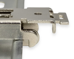 Brackets with a smaller bumper have more space between the bracket and the DIN rail.