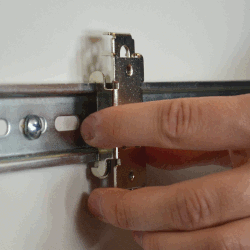 Lift & Pivot Clip Removal.