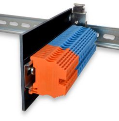 Isometric View of Terminal Blocks on DIN Rail Extender